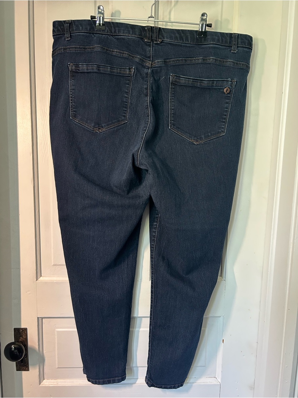 Democracy Women's Skinny Jeans in Dark Blue - Picture 2 of 4